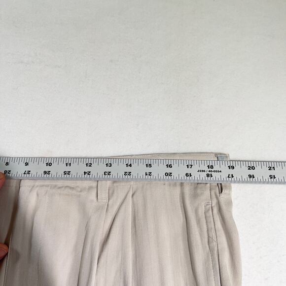 Montego Mon 100% Silk Shorts Mens 38W Beige w/ Flaw Button Pockets Golf Bermuda - Picture 10 of 12